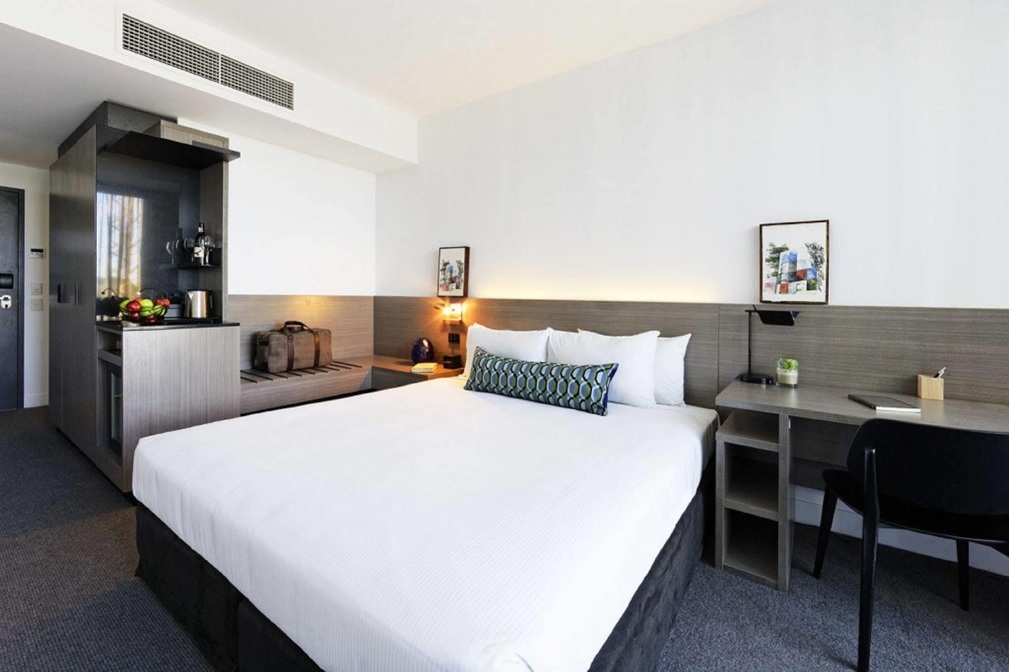 Alpha Mosaic Hotel Fortitude Valley Brisbane Bagian luar foto
